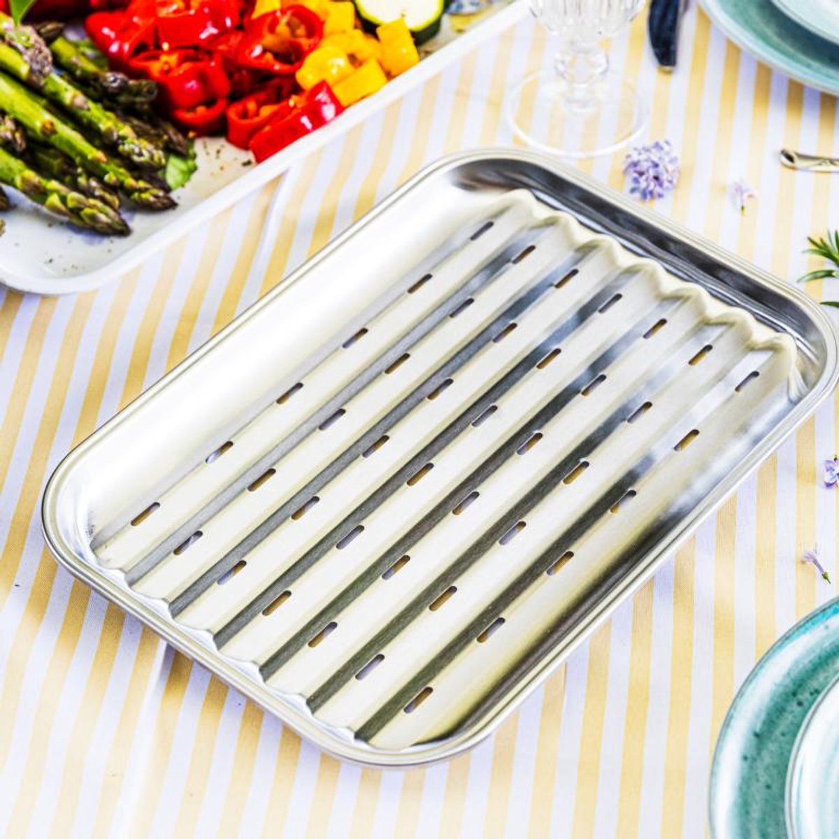 KINGHoff KH-1916 Grill Bakplaat - Roestvrijstalen Barbecue Plaat 34x24 cm - Geschikt voor Oven en Grill - Herbruikbaar -