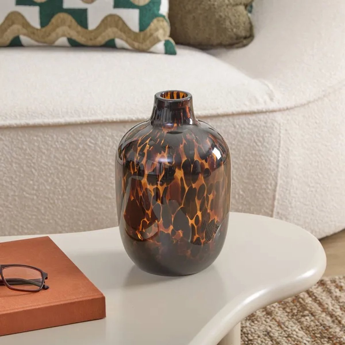 Glazen vaas met luipaardprint - 25,5 cm hoog - Dierlijk print design - Moderne sierlijke bloemenvaas - MODESTNOVA