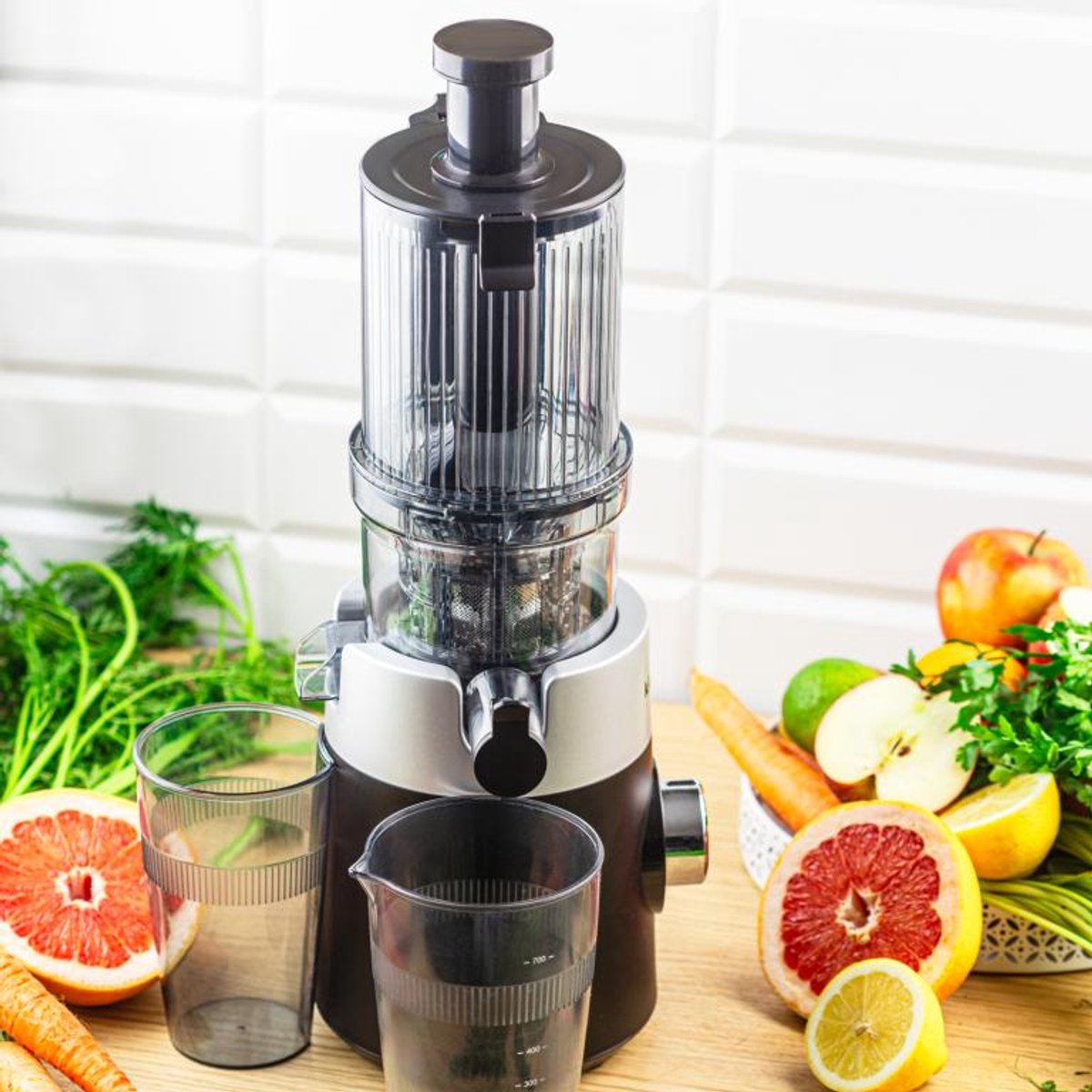 Klausberg KB-7871 Slowjuicer – Cold Press - Stille verticale juicer sapcentrifuge met brede vulopening – Fruitpers - Zwart/Zilver