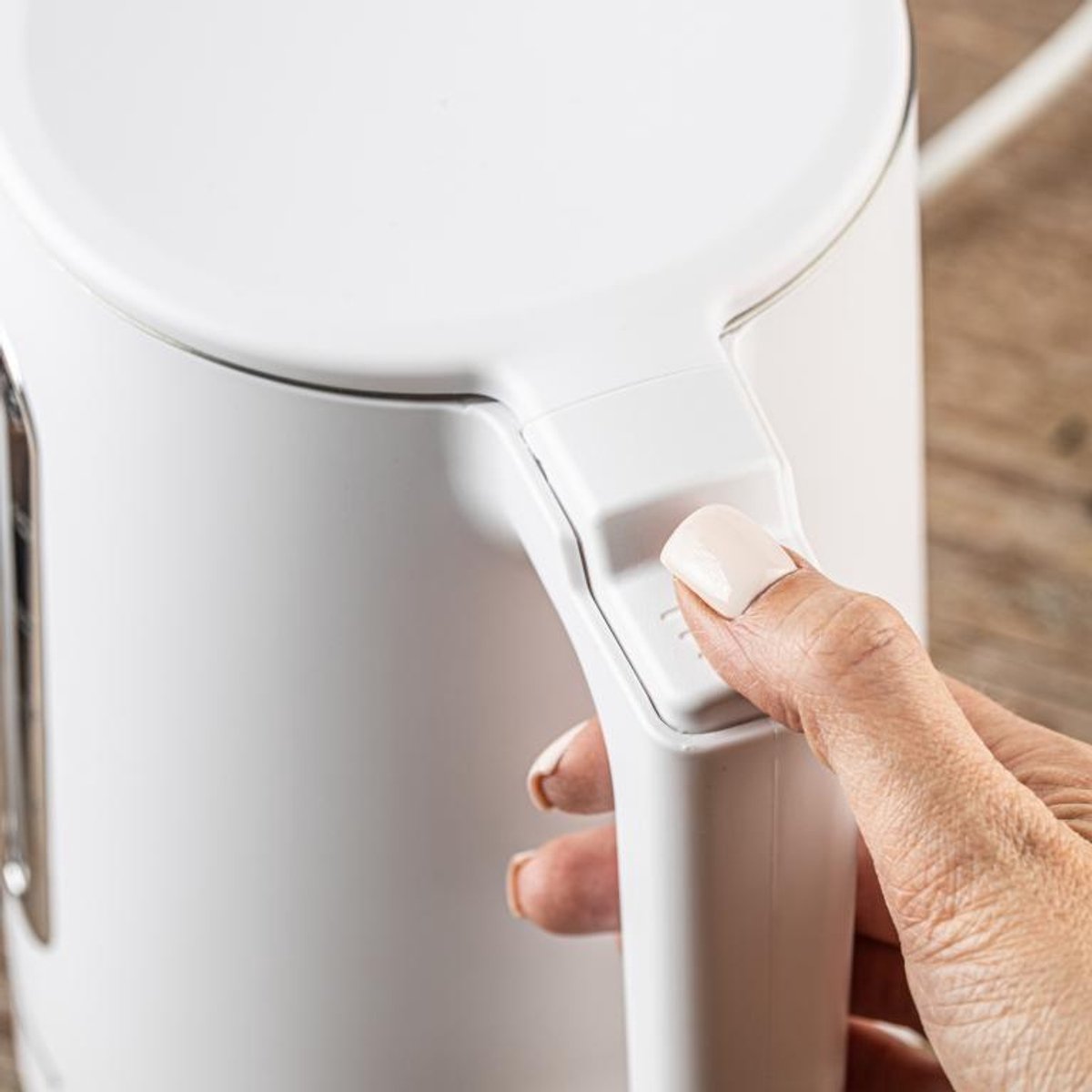 Klausberg KB-7890 Elektrische Waterkoker - 1,7L - Wit - 2200W - RVS & PP - Energiezuinig & Stil