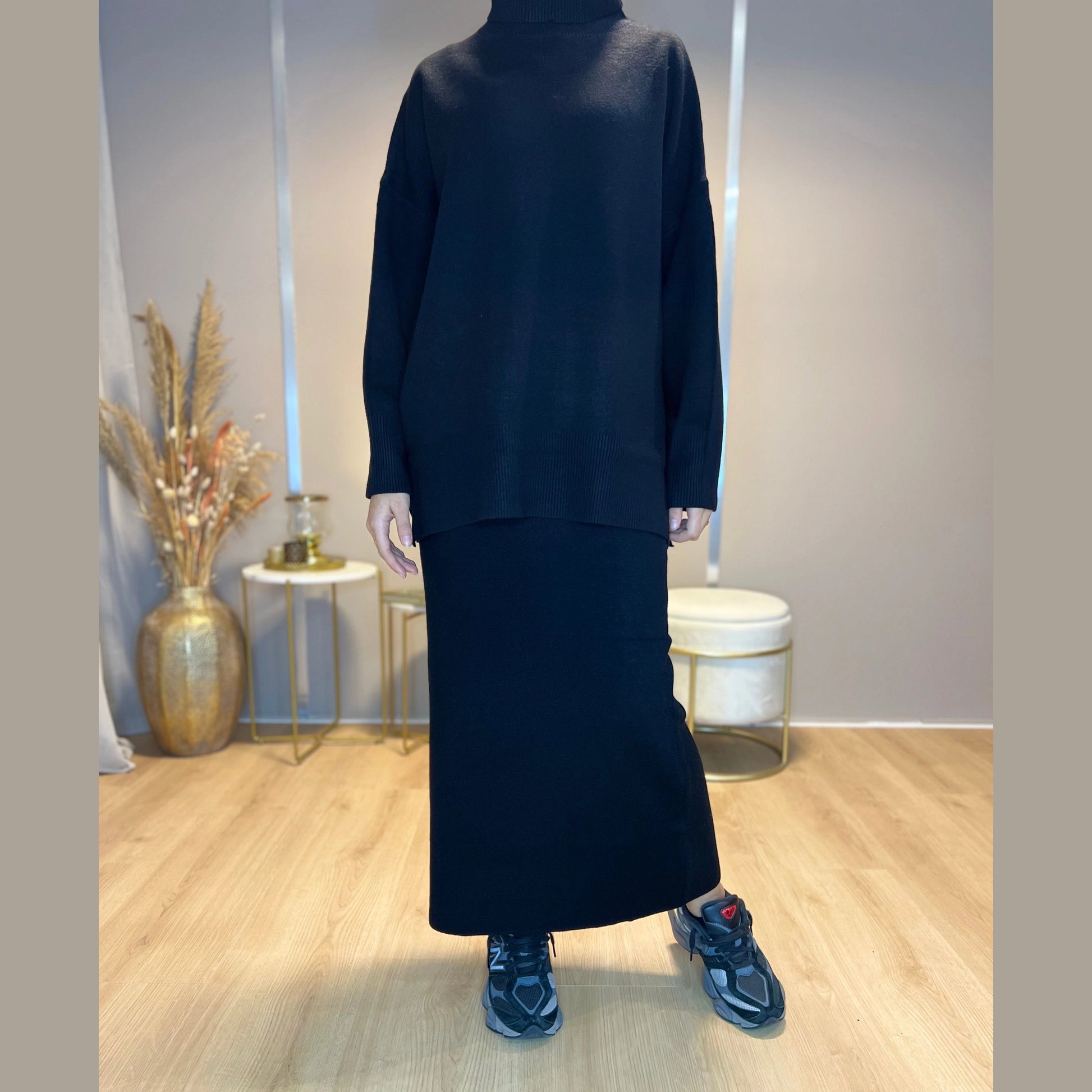 SYMA Twinset - Zwart - MODESTNOVA