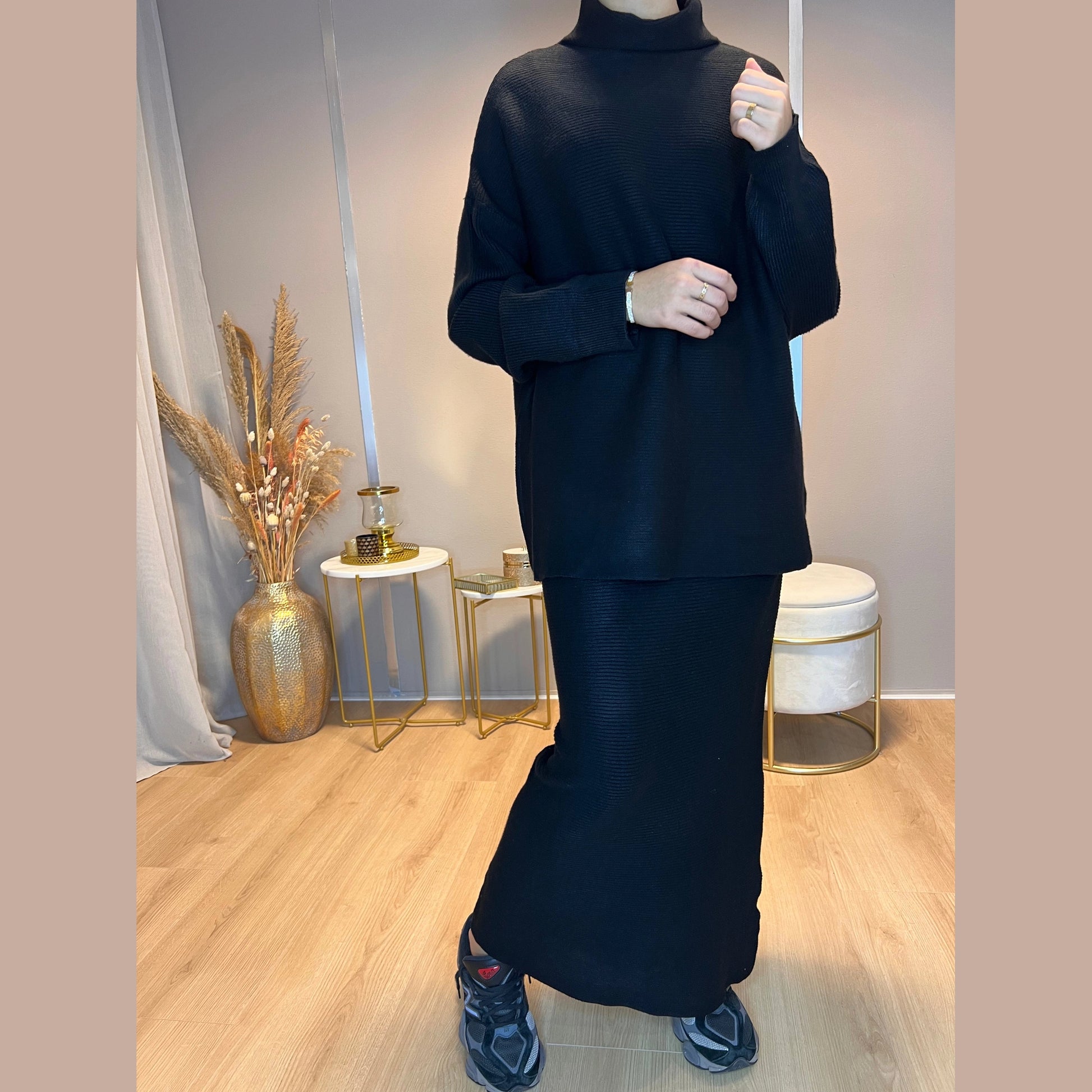 Yara Twinset - Zwart - MODESTNOVA